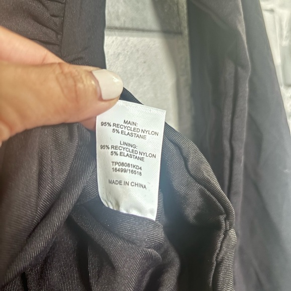 Meshki Black One Shoulder Dress - Picture 11 of 12